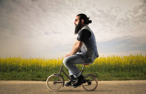 dopo quanto tempo si incontreranno due biciclette che viaggiano