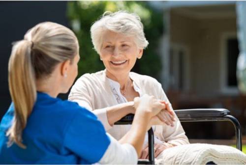 Come Assumere Una Badante Straniera